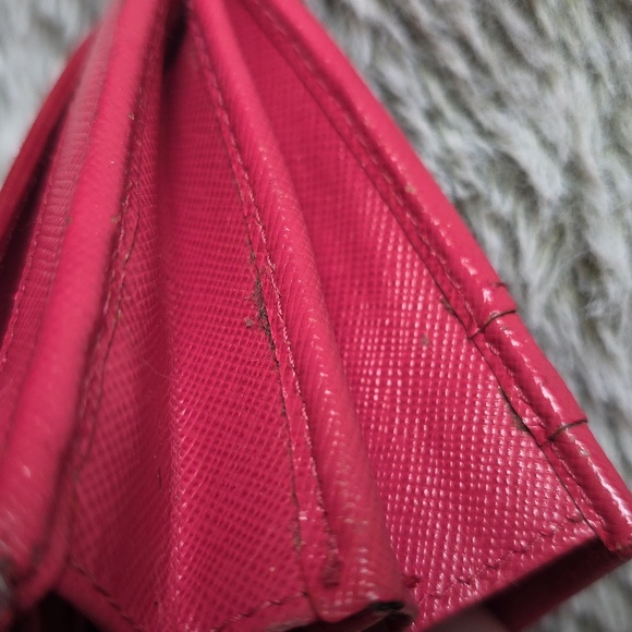 Prada Bifold LingWallet - Picture 16 of 16